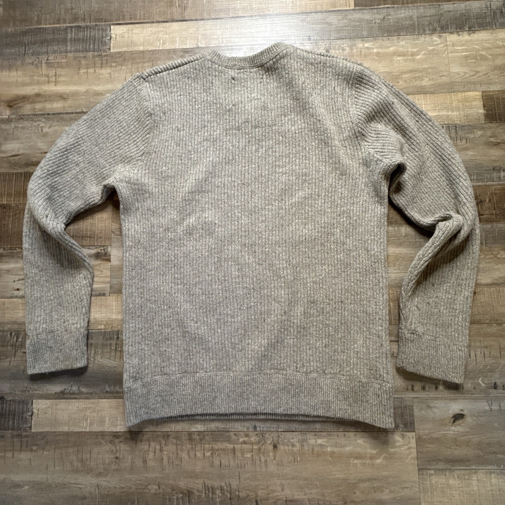 vintage 90s Gap ribbed V-neck pullover sweater Sz M Wool Blend - Picture 7 of 7